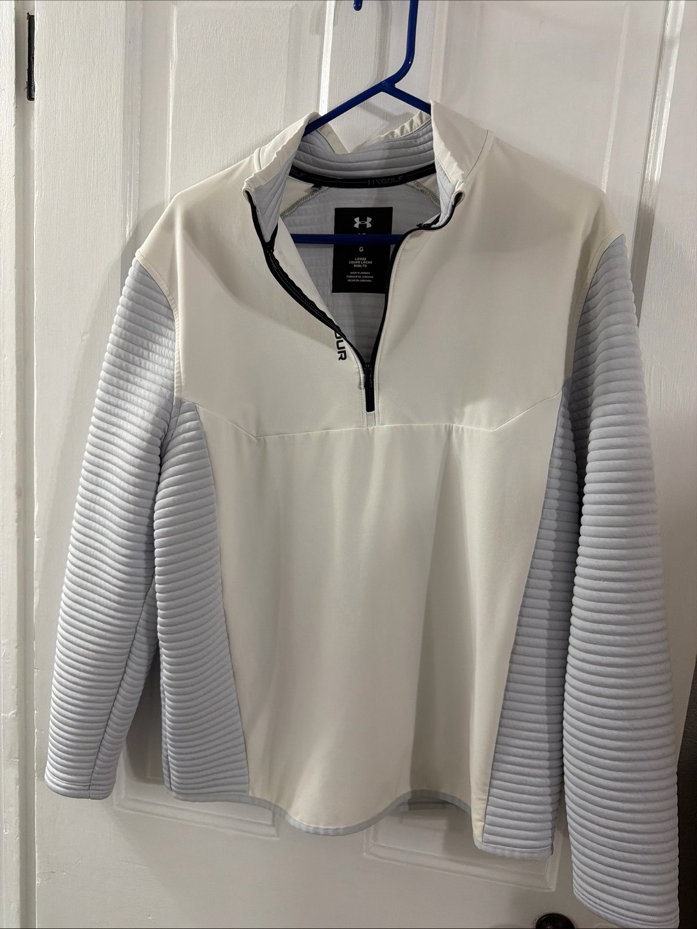 Under Armour Men’s White Zip-Up Quarter Sweater with Light Gray Ribbed Sleeves